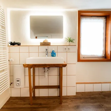 홈스테이 Der Gastfreund In Burghaun