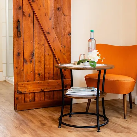 Homestay Der Gastfreund In Burghaun